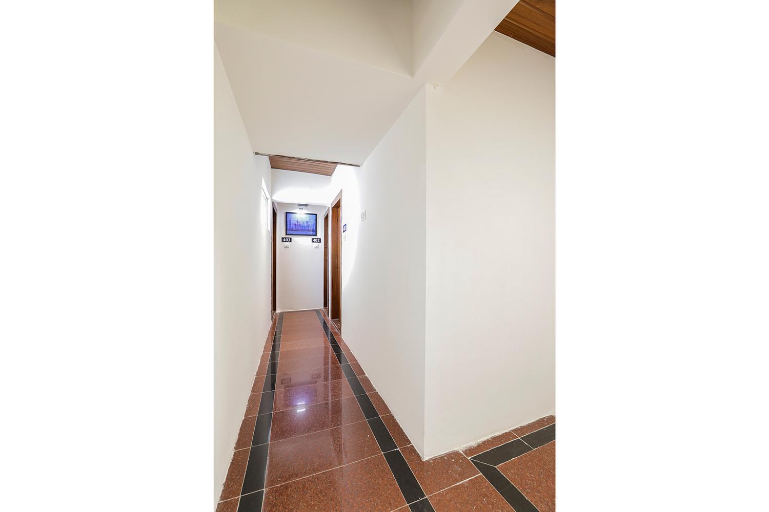 Hotel Ratna Mahal Мумбаи Экстерьер фото